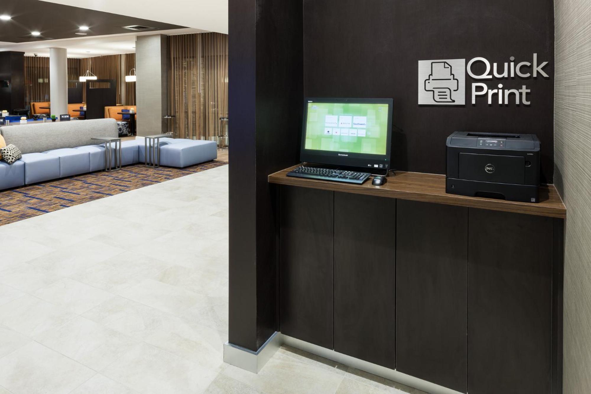מלון דה וודלנדס Courtyard By Marriott Houston North/Shenandoah מראה חיצוני תמונה