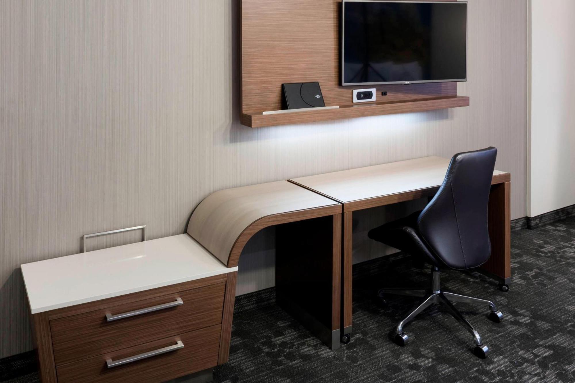 מלון דה וודלנדס Courtyard By Marriott Houston North/Shenandoah מראה חיצוני תמונה
